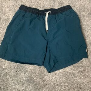 Vuori Kore Shorts Unlined 5" Inseam Dark Teal Blue Mens XL Gym Yoga Athleisure